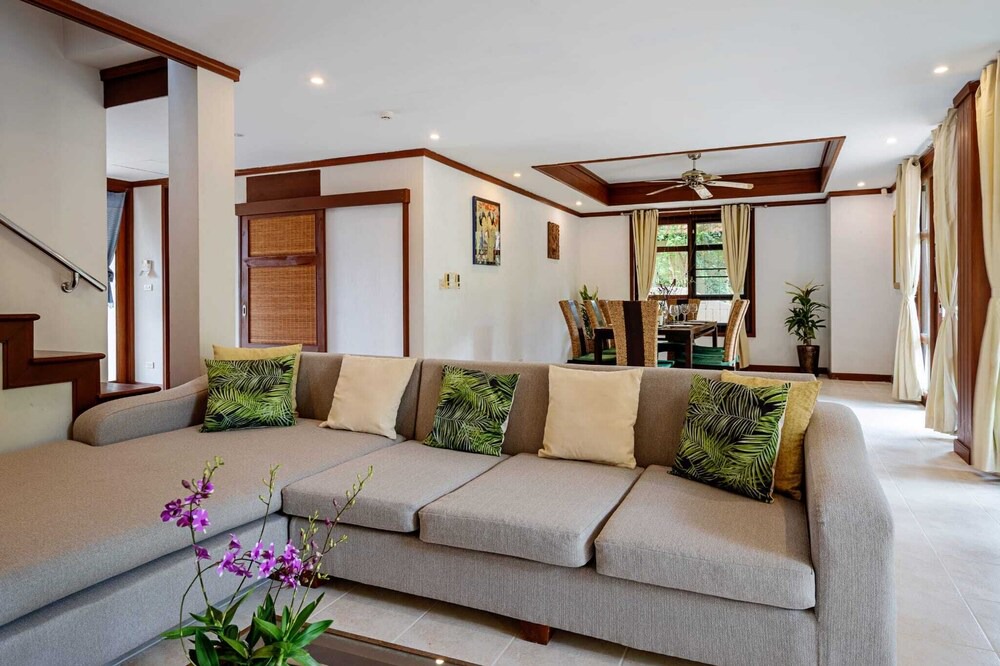Photo of Livingroom in Moo 5