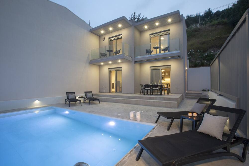 Photo of Outdoor in Apolpaina