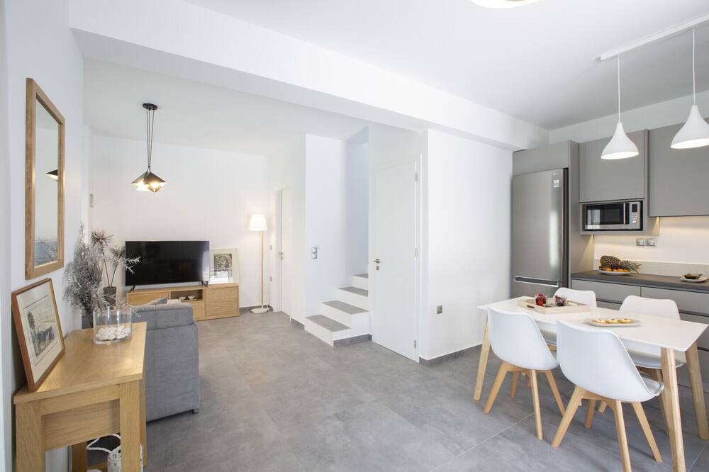 Photo of Livingroom in Apolpaina