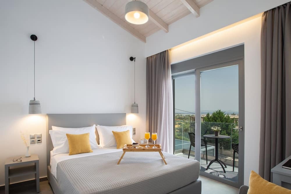 Photo of Bedroom in Apolpaina