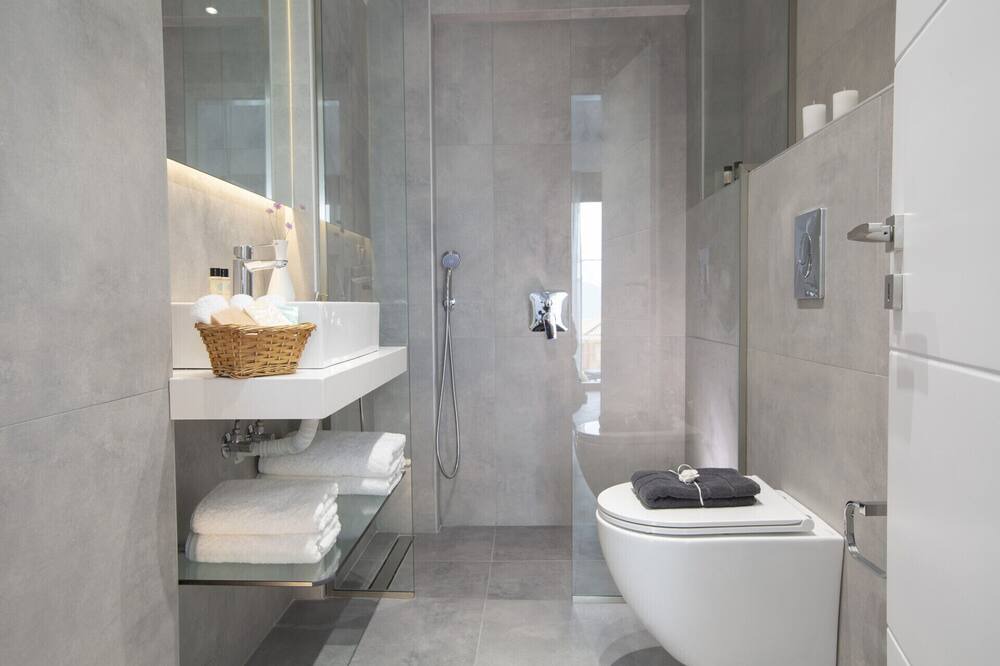 Photo of Bathroom in Apolpaina
