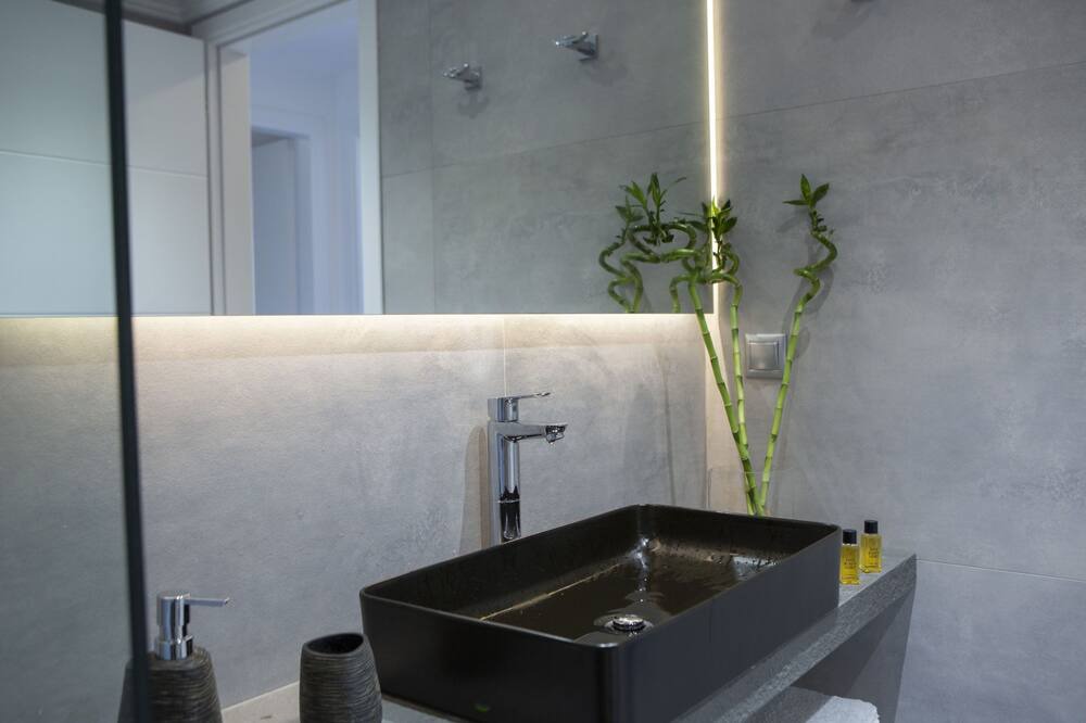 Photo of Bathroom in Apolpaina