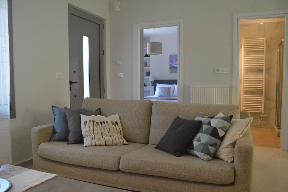Photo of Livingroom in Koum Kapi