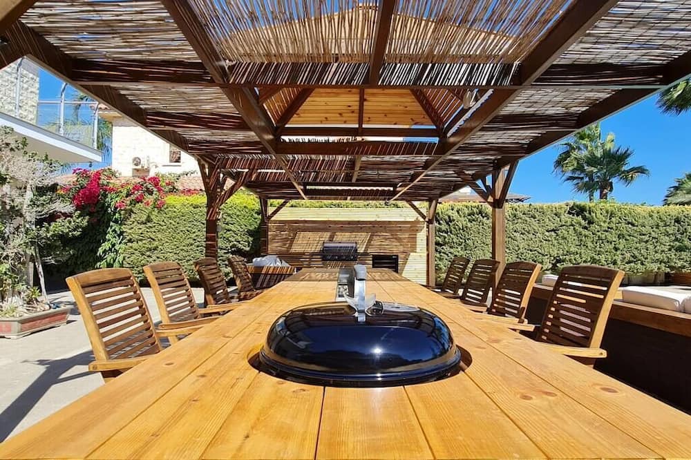 Photo of Patio Balcony in Mazotos