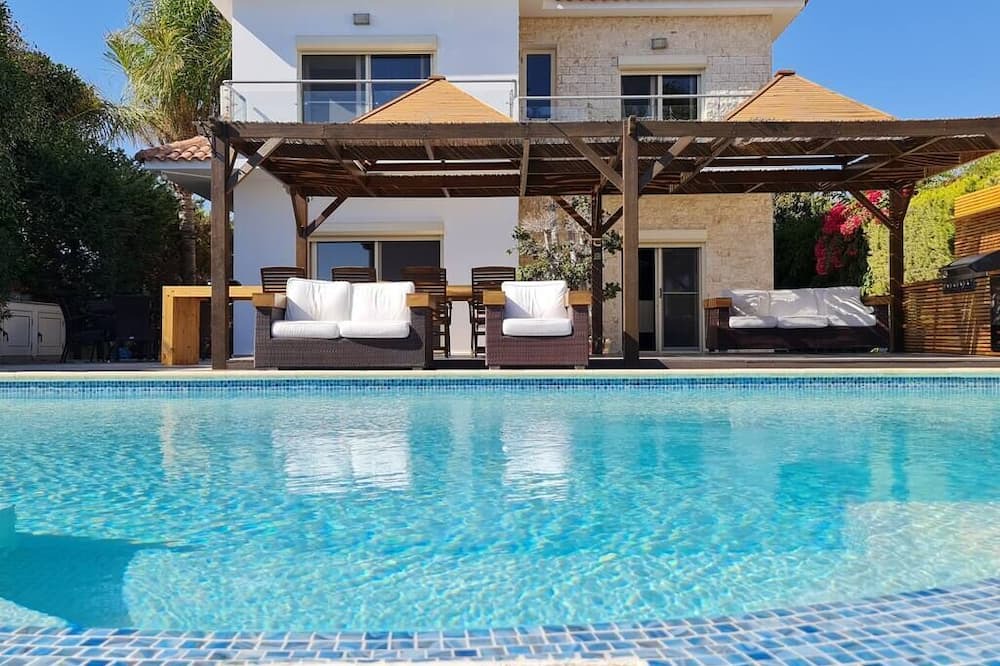 Photo of Outdoor in Mazotos