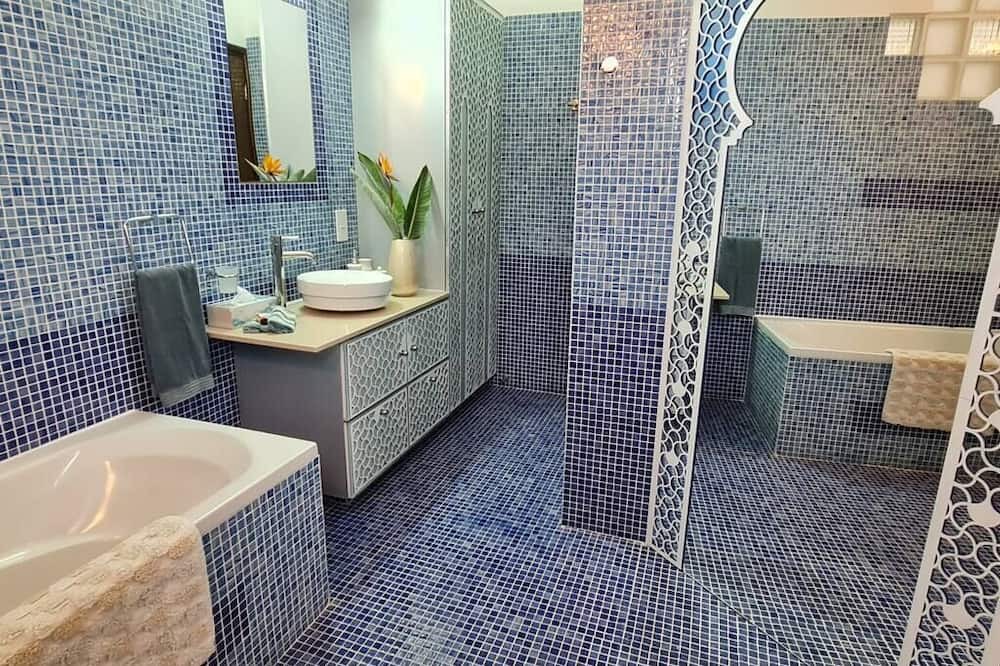 Photo of Bathroom in Mazotos
