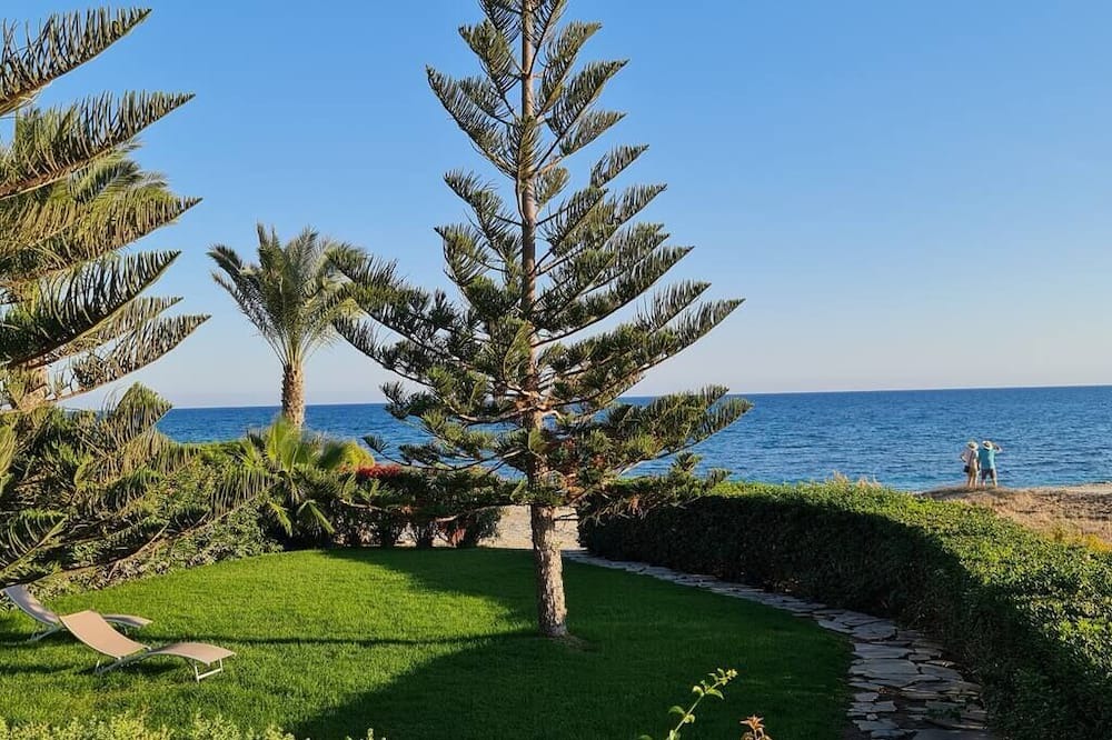 Photo of Outdoor in Mazotos