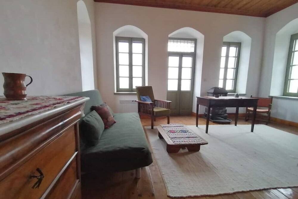 Photo of Livingroom in Lagadia