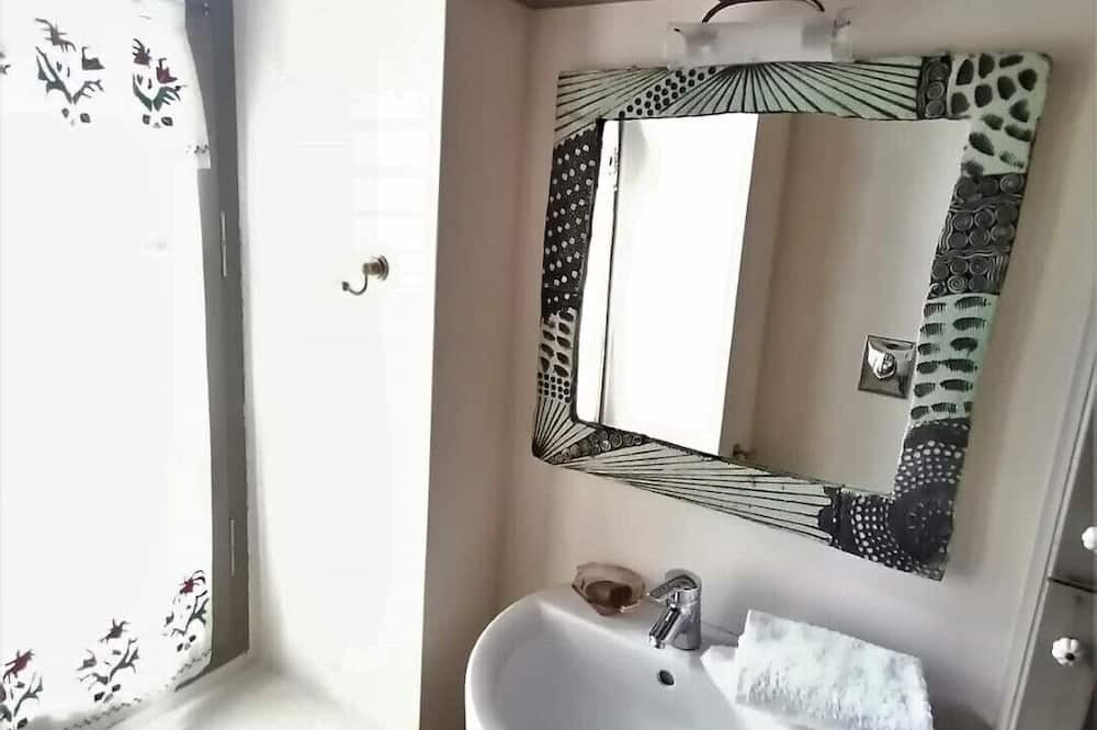 Photo of Bathroom in Lagadia