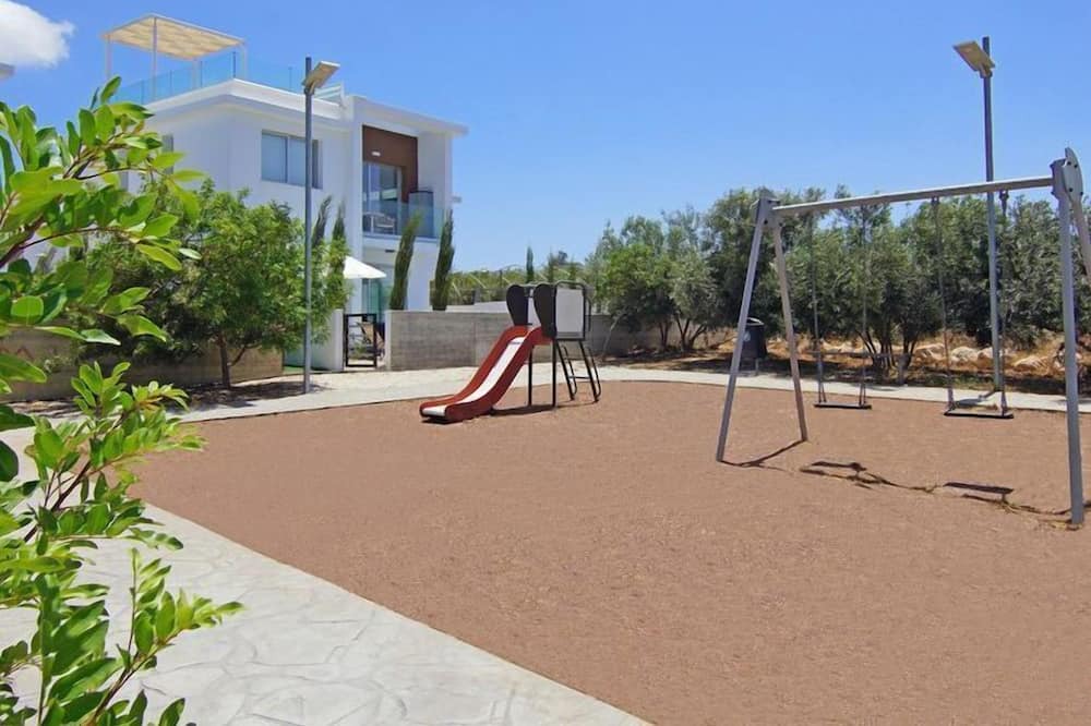 Photo of Outdoor in Kapparis