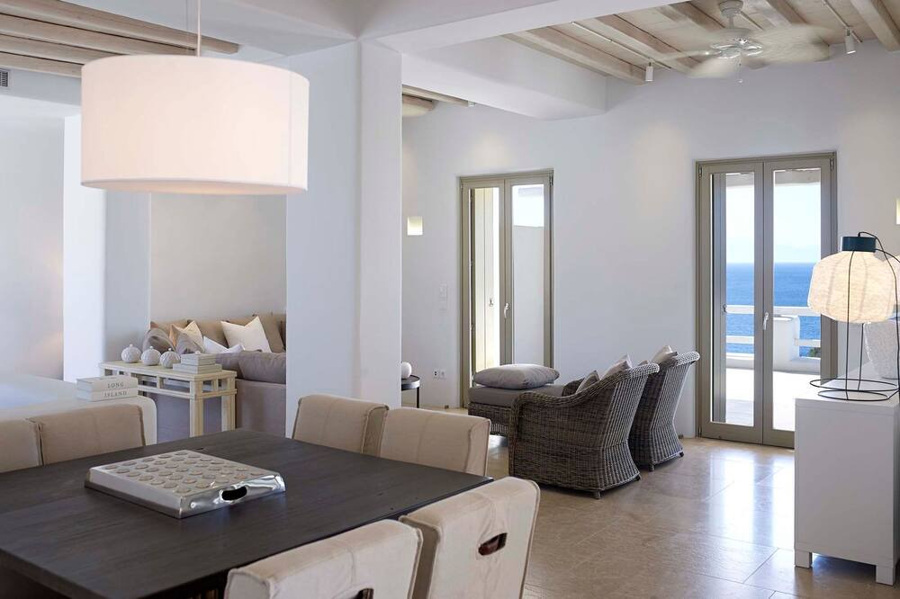 Photo of Livingroom in Paradise