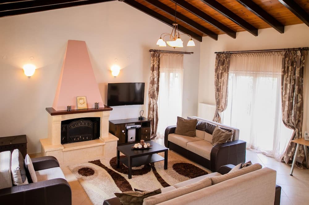 Photo of Livingroom in Sfakera