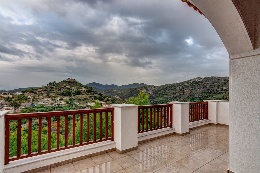 Photo of Patio Balcony in Prina