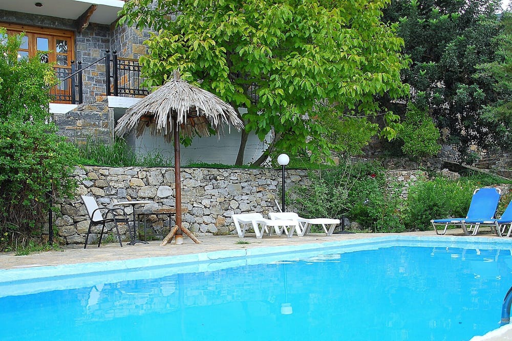 Photo of Outdoor in Prina