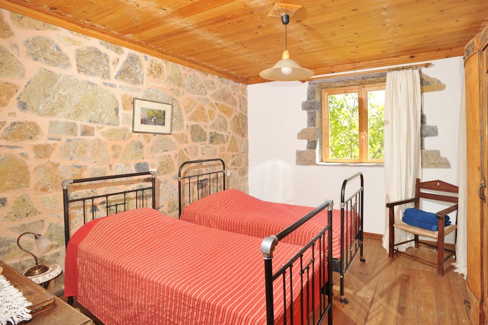 Photo of Bedroom in Prina