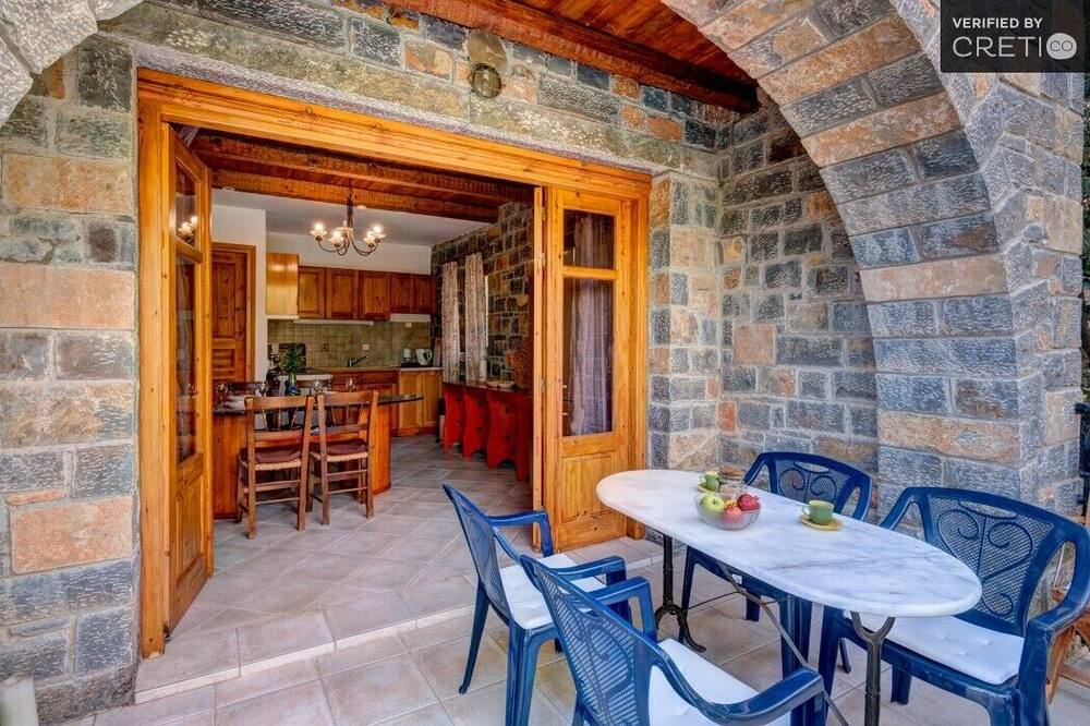Photo of Patio Balcony in Prina