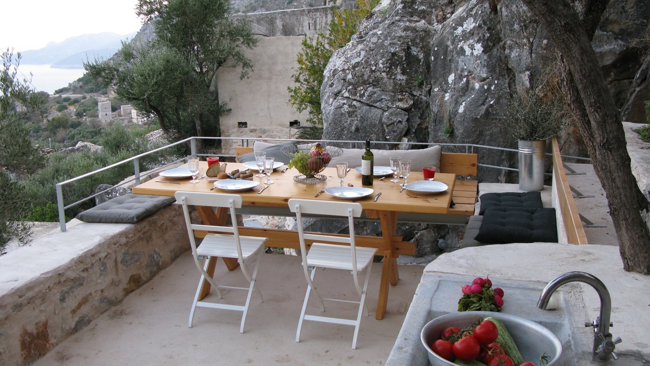 Photo of Outdoor in East Mani
