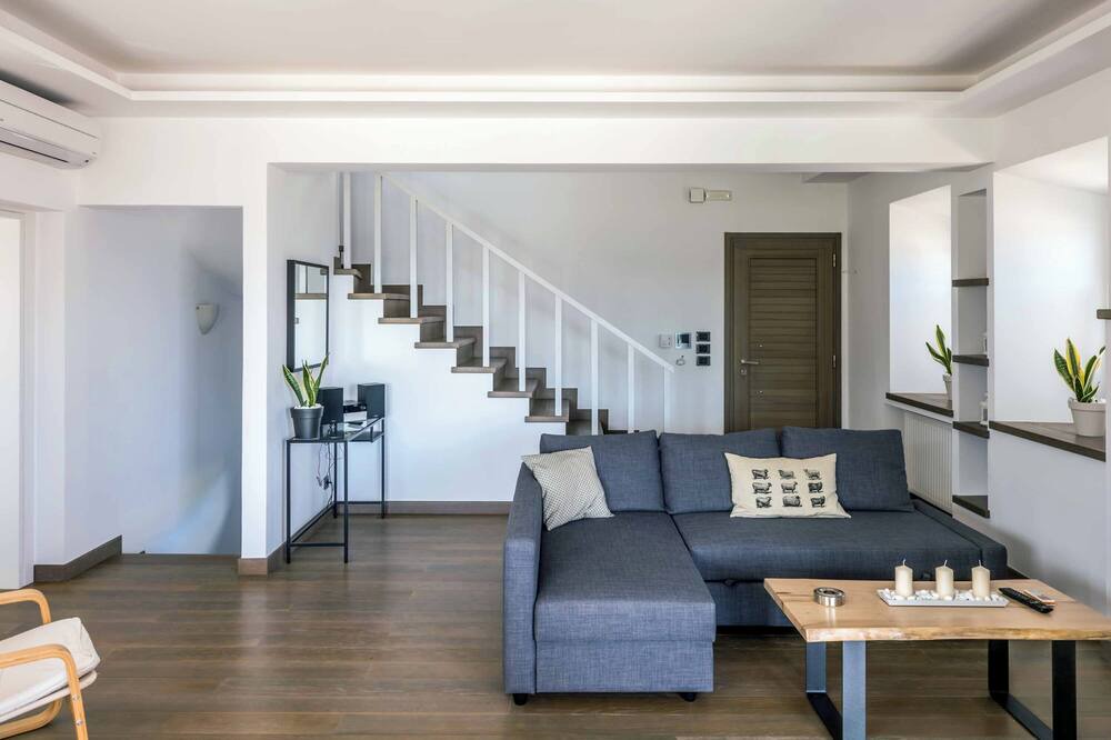 Photo of Livingroom in Karavomylos