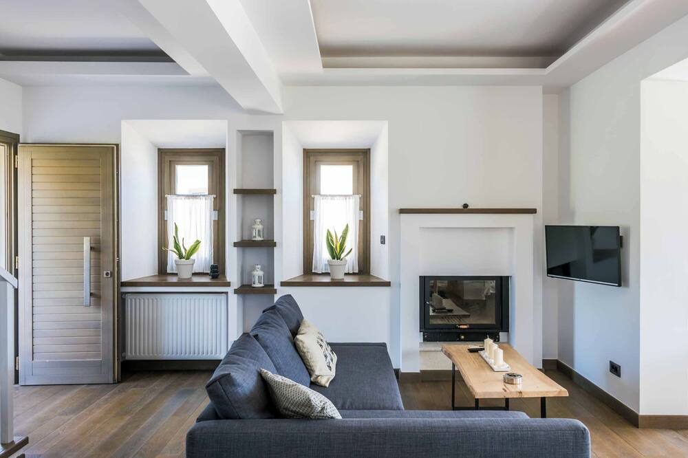 Photo of Livingroom in Karavomylos