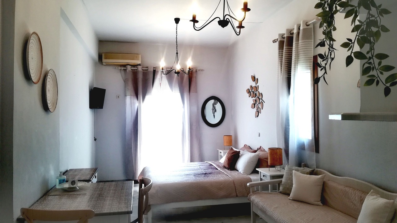 Photo of Bedroom in Sougia