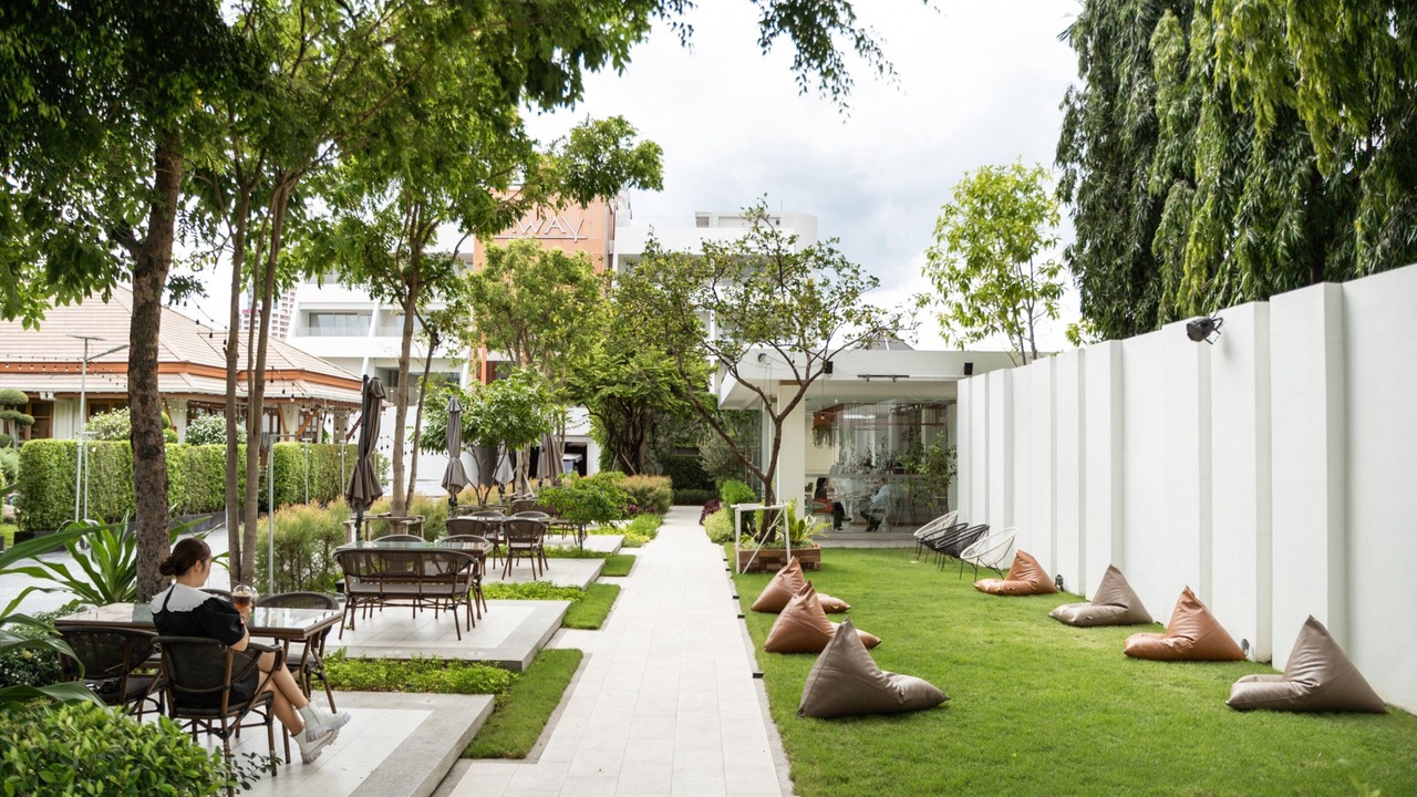 Photo of Outdoor in Bang Lamphu Lang