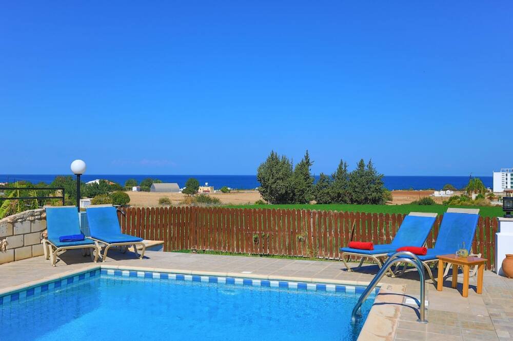 Photo of Outdoor in Latchi