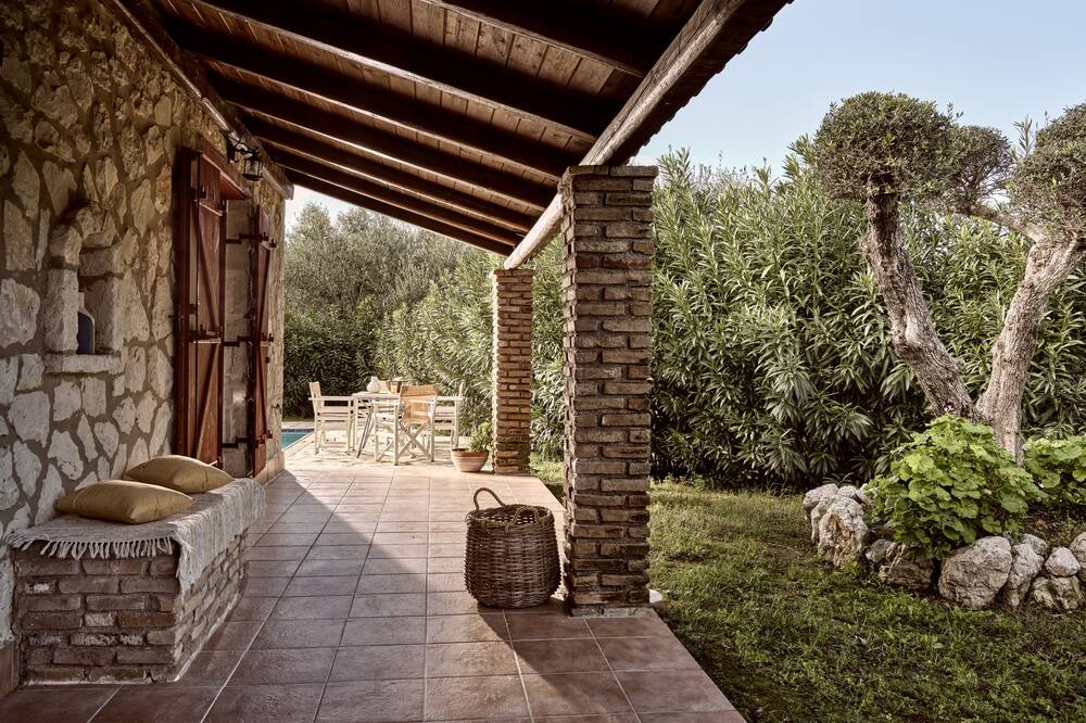 Photo of Patio Balcony in Psarou