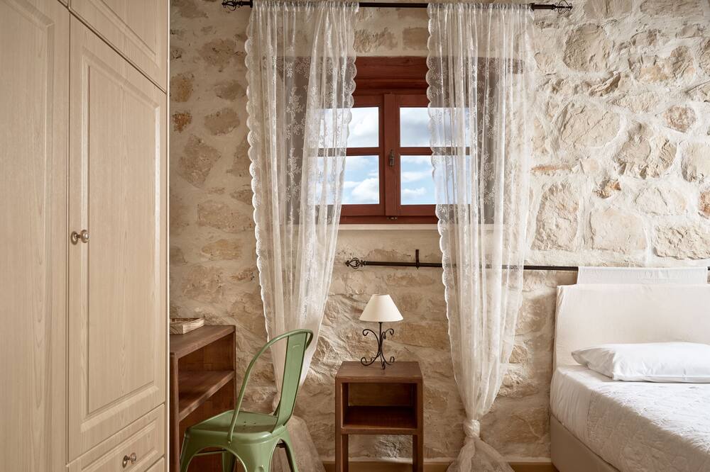 Photo of Bedroom in Psarou