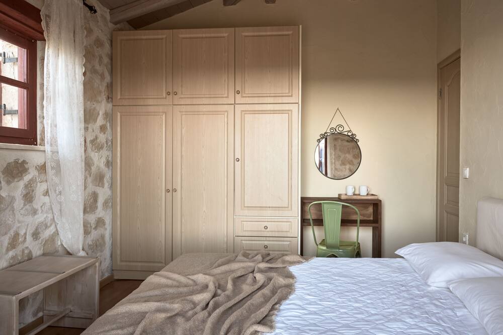 Photo of Bedroom in Psarou