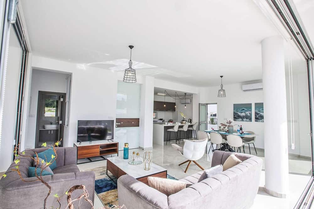 Photo of Livingroom in Protaras
