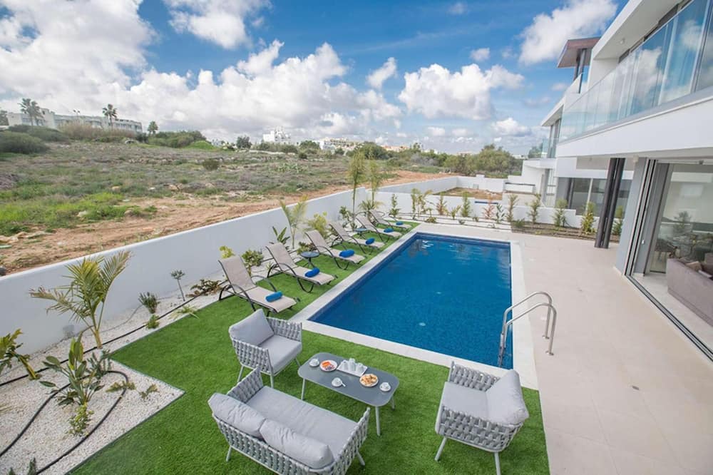 Photo of Outdoor in Protaras