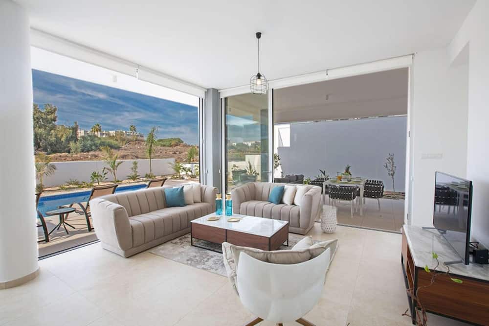 Photo of Livingroom in Protaras