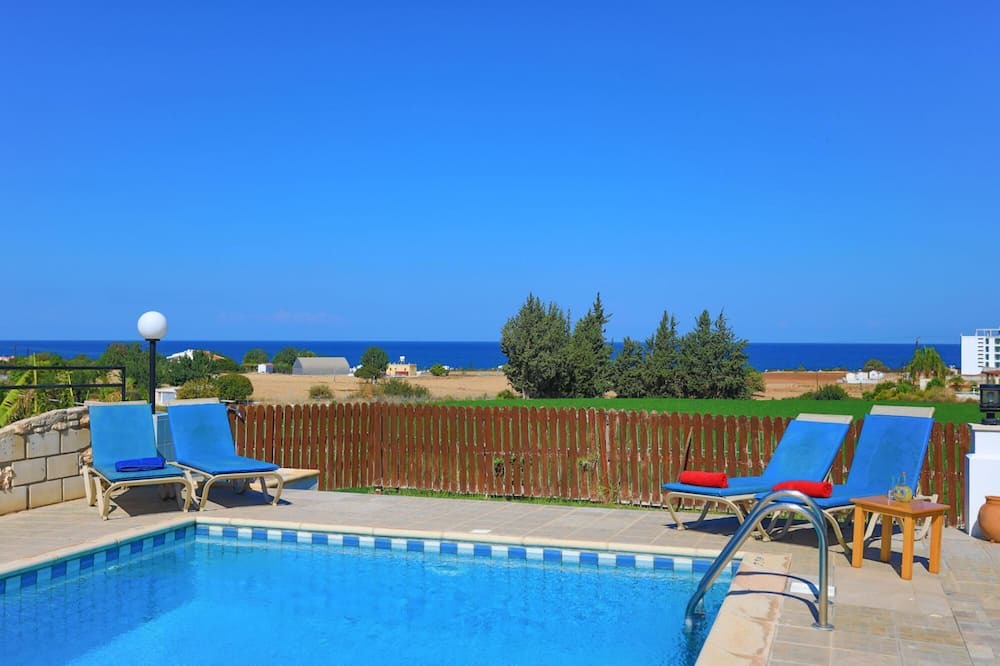 Photo of Outdoor in Latchi