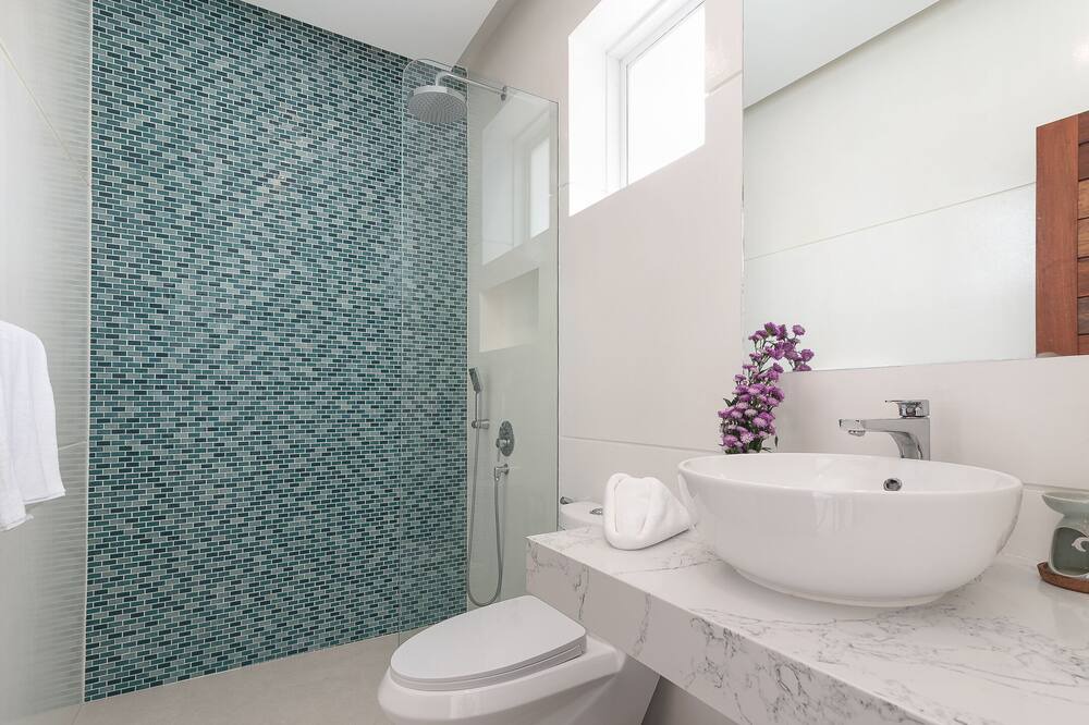 Photo of Bathroom in Na Mueang