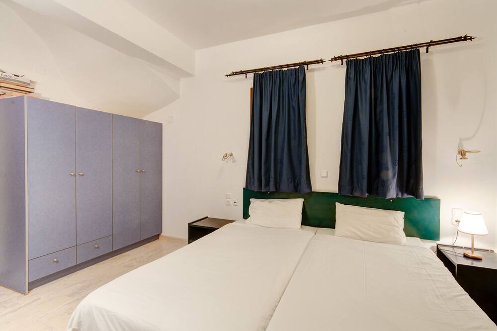 Photo of Bedroom in Makry Gialos