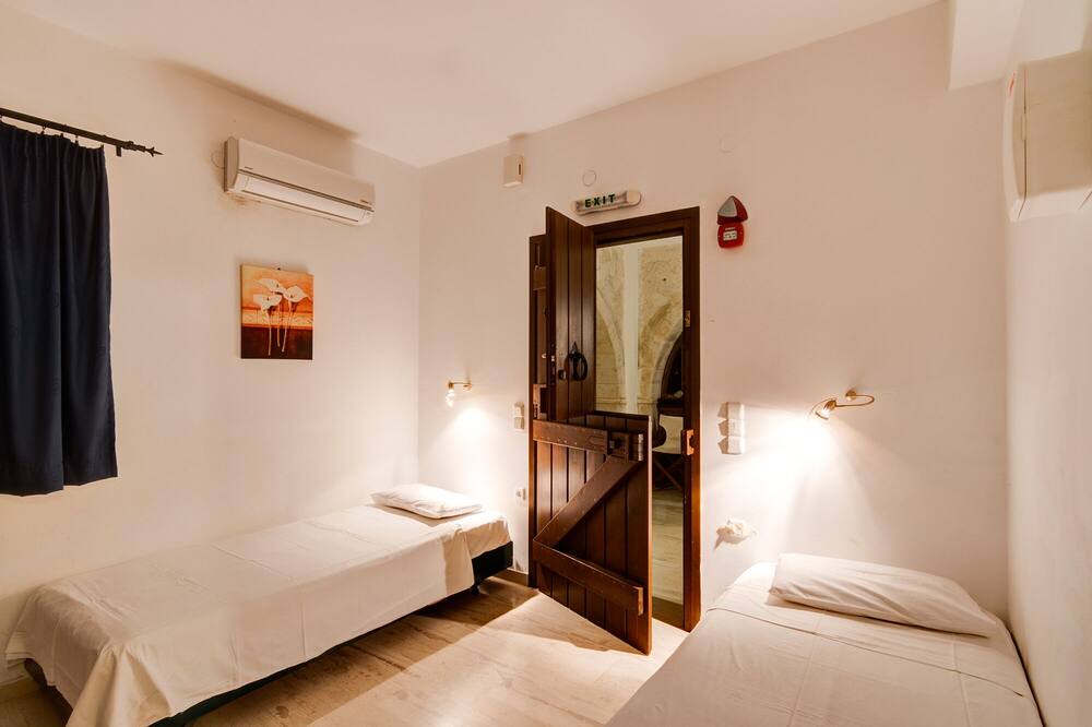 Photo of Bedroom in Makry Gialos