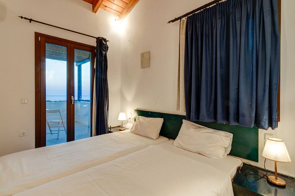 Photo of Bedroom in Makry Gialos