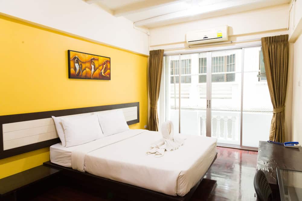 Photo of Bedroom in Hua Mak