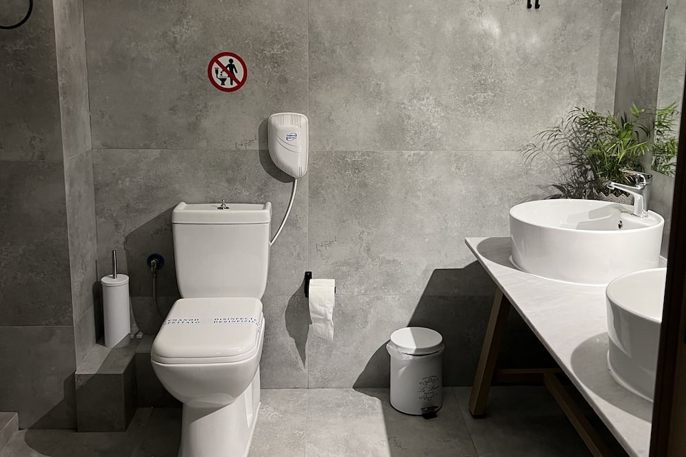 Photo of Bathroom in Melissourgoi