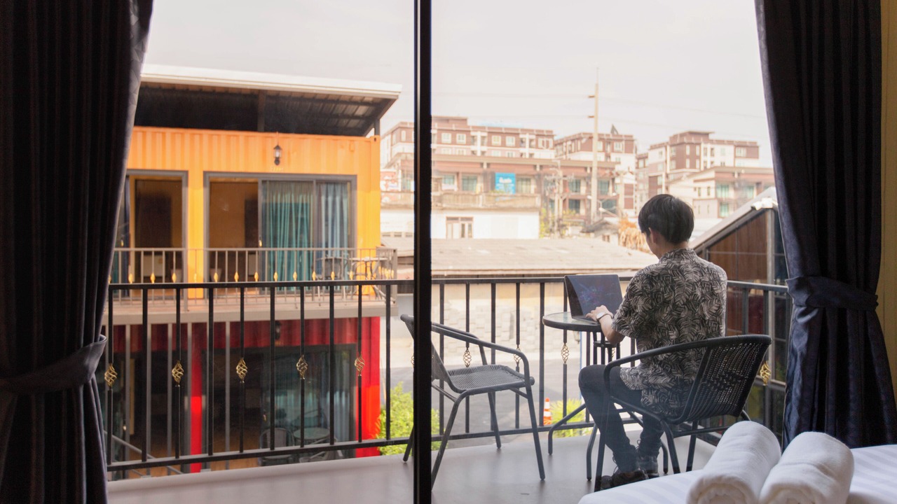 Photo of Patio Balcony in Don Muang