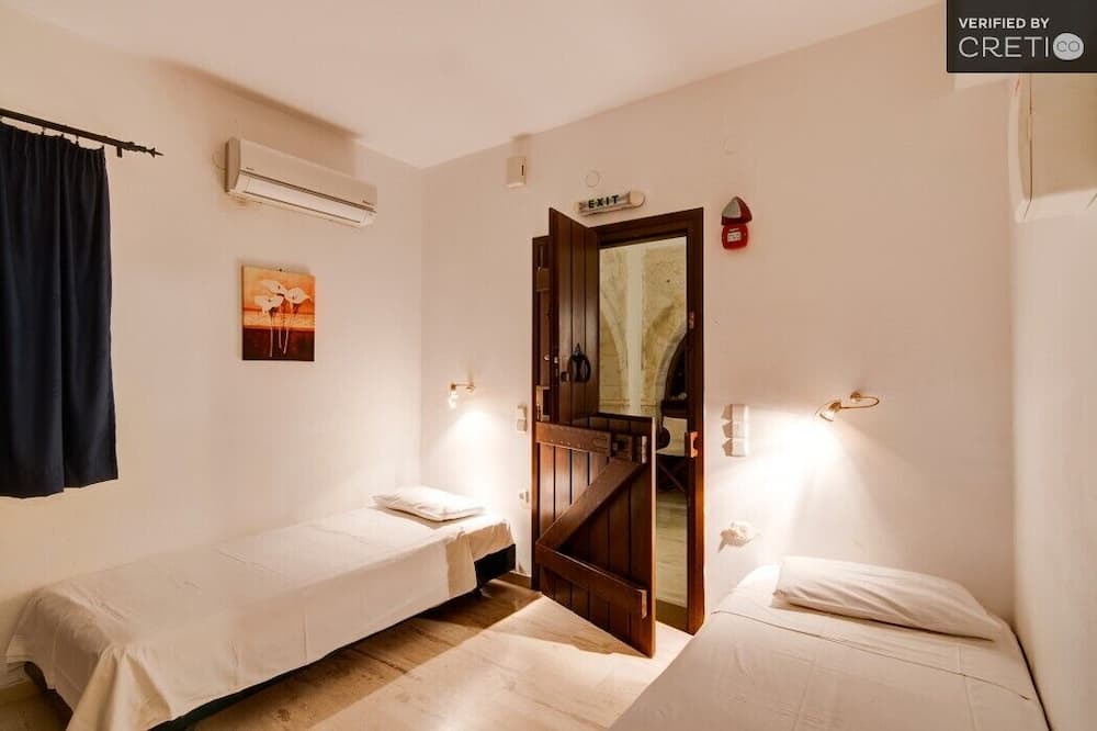 Photo of Bedroom in Makry Gialos