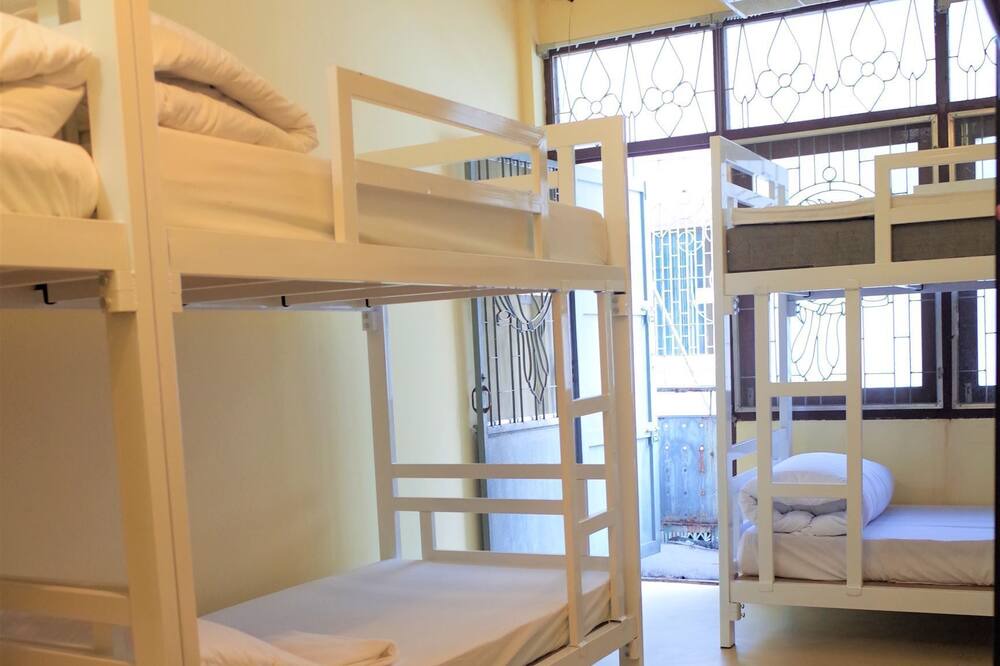 Photo of Bedroom in Si Phraya