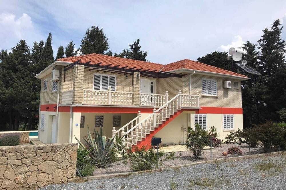 Photo of Outdoor in Nicosia