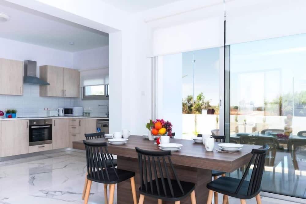 Photo of Kitchen in Kapparis