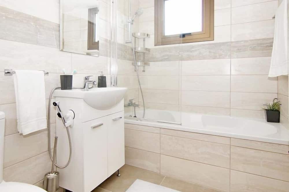 Photo of Bathroom in Ayia Thekla