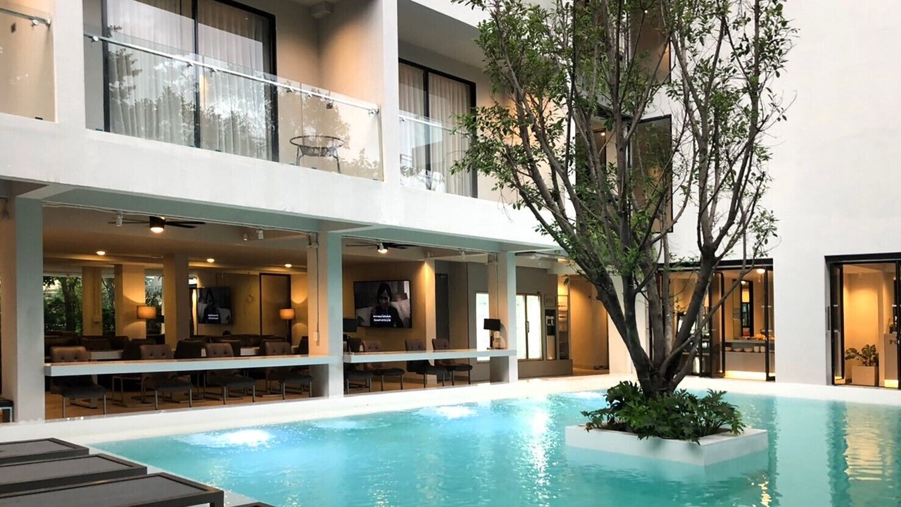 Photo of Outdoor in Wua Lai