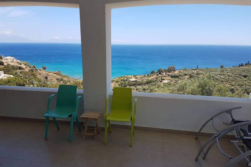 Photo of Patio Balcony in Vasilitsion