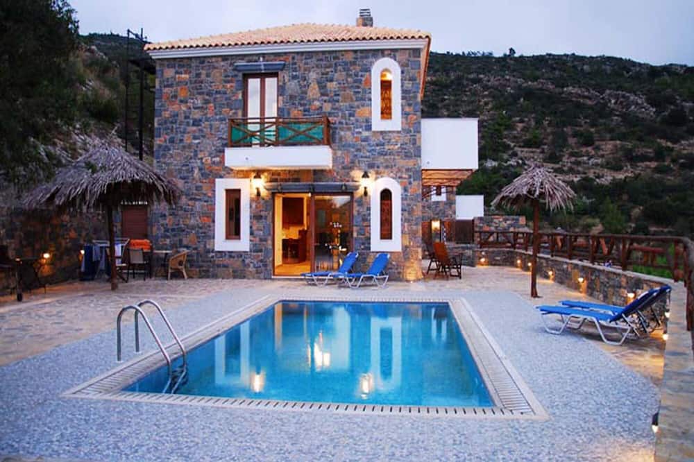 Photo of Outdoor in Prina