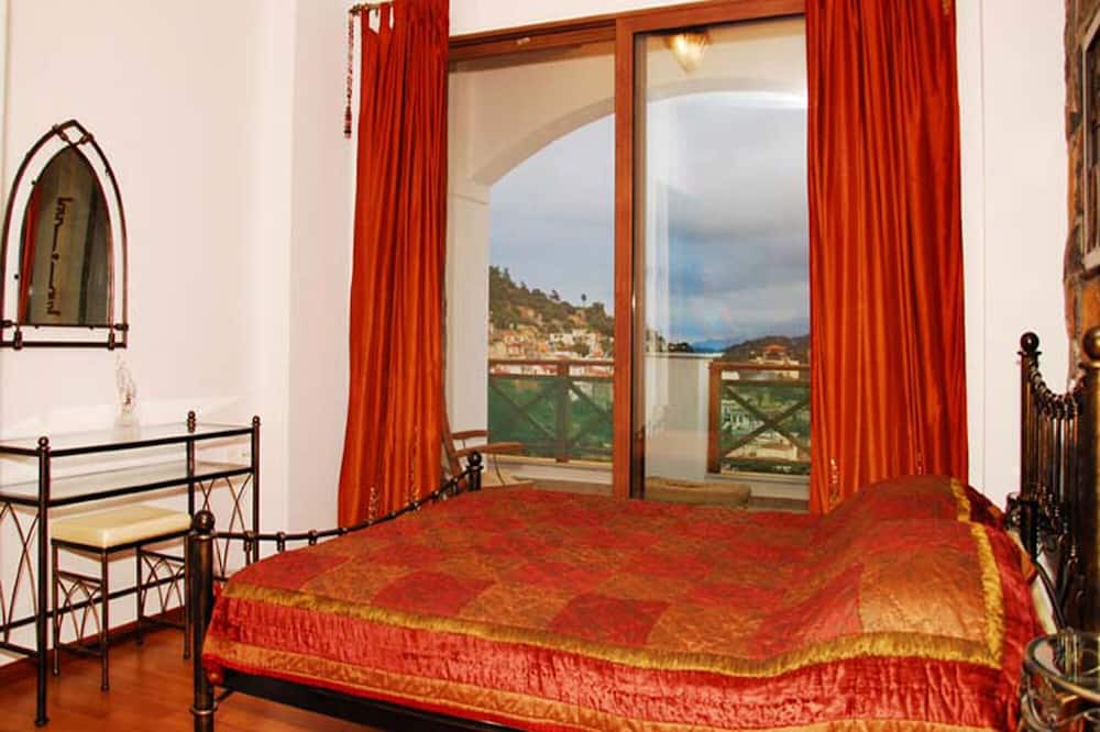 Photo of Bedroom in Prina