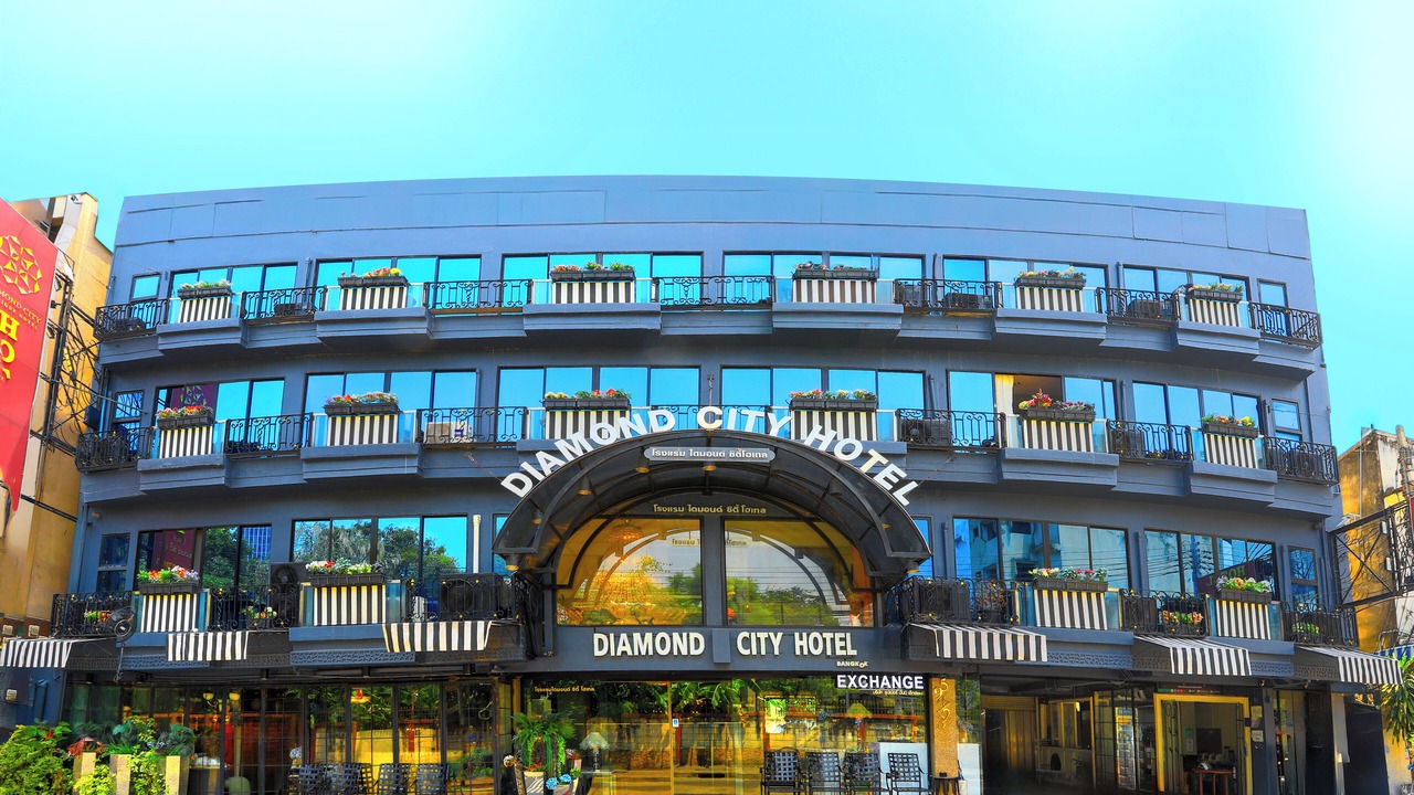 Photo of Outdoor in Thanon Phetchaburi